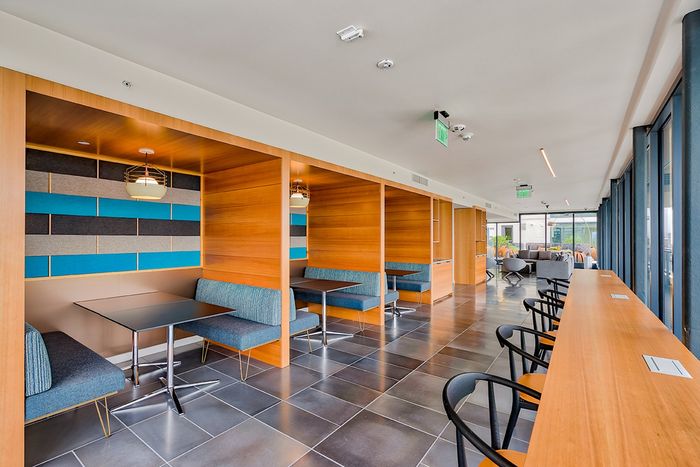 Apartments for Rent in Jack London Square Oakland CA - Channel House - Resident Lounge with Booth Tables