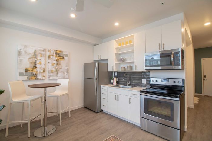 Kitchen with kitchen table