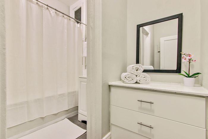 Cherokee Villas Bathroom