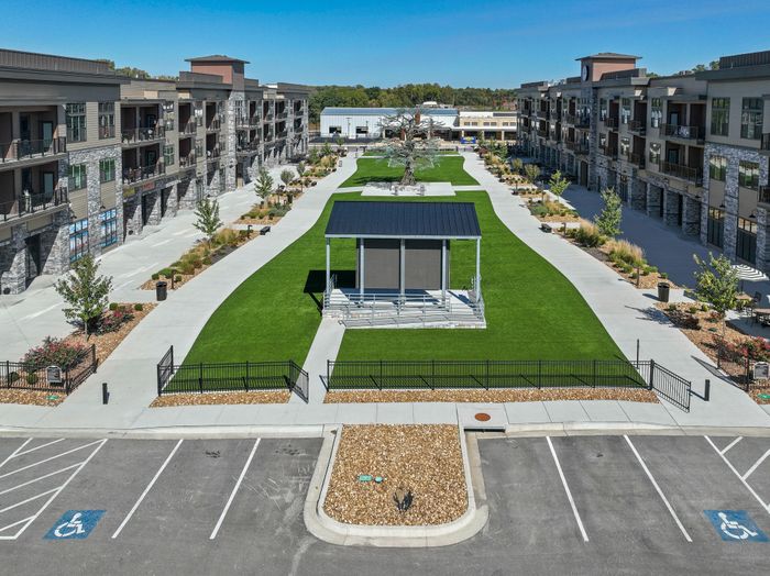 Parkville Flats Courtyard