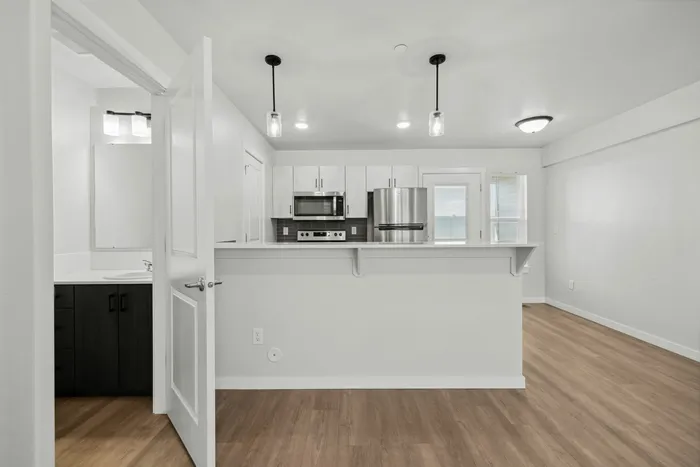 Bathroom/Kitchen