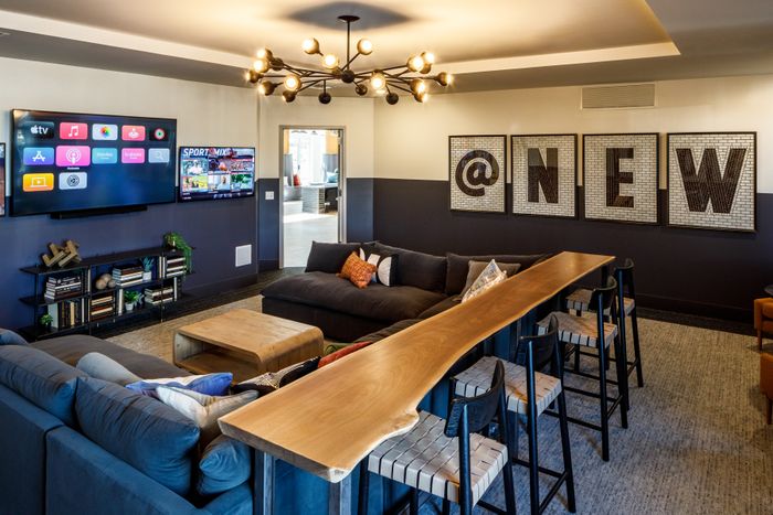 TV ROOM