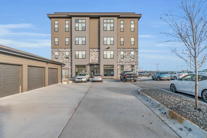 Building Entrance & Rentable Garage Space