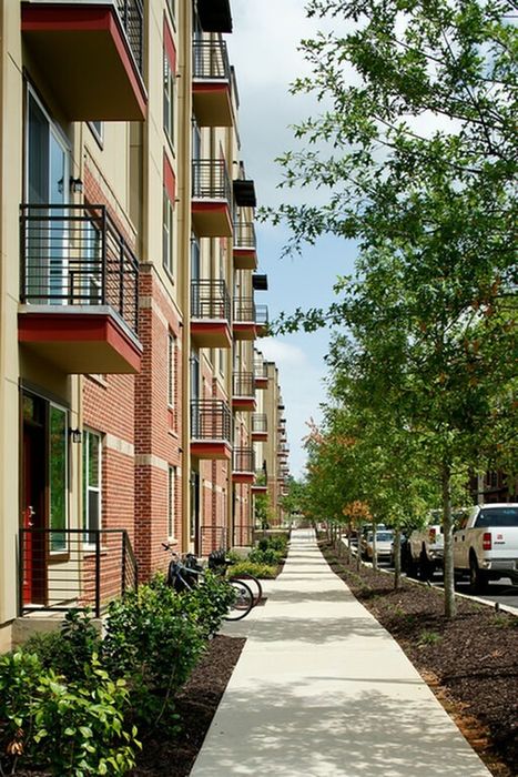 Lofts at City Center exterior sidewalk