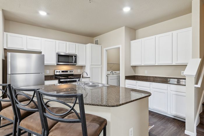 4BR/4BA Townhome Large Kitchen