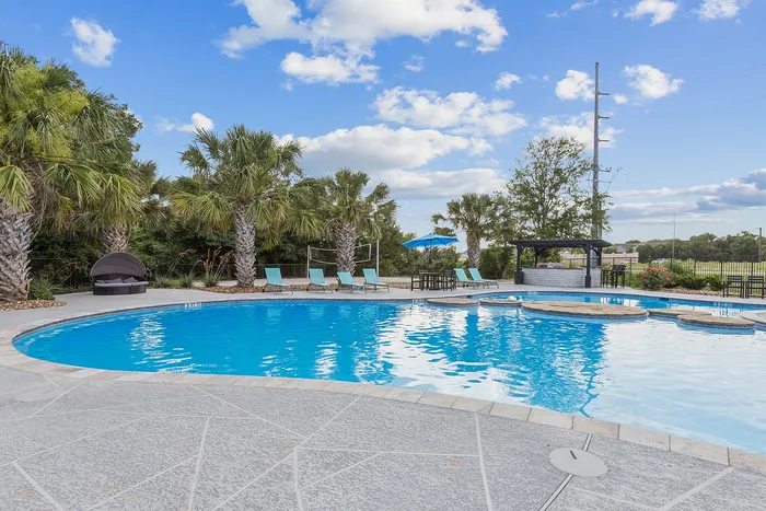 Saltwater Pool with Lazy River