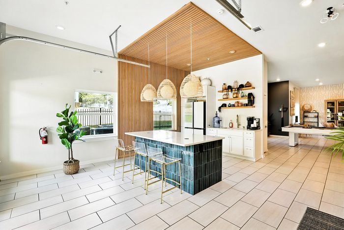 Clubhouse Kitchen