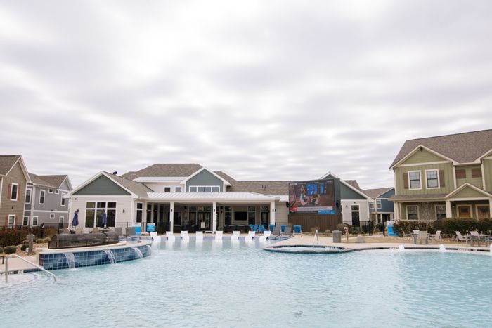 JumboTron Pool View