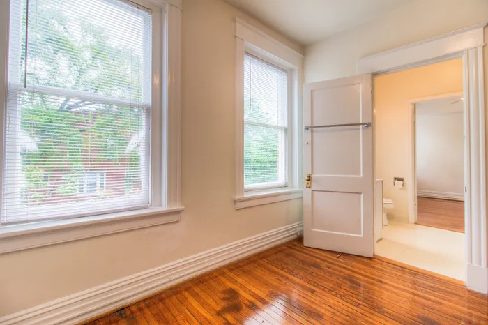pierce arrow properties living room into bathroom area richmond virginia