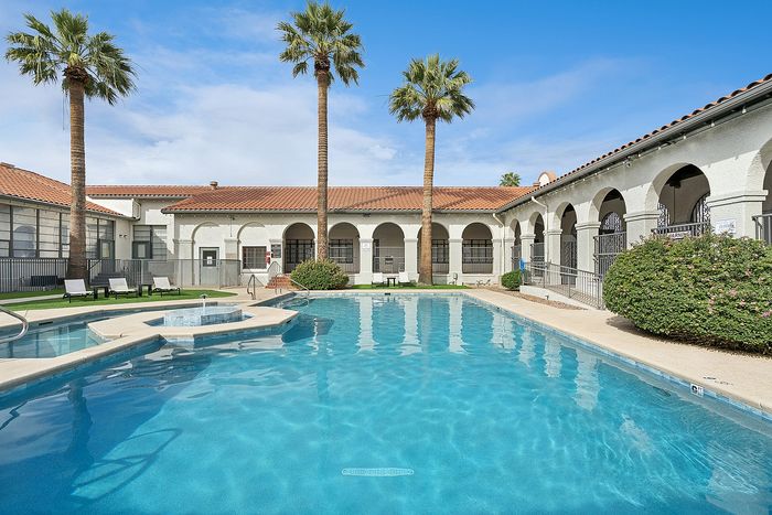 university heights apartments tucson az pool