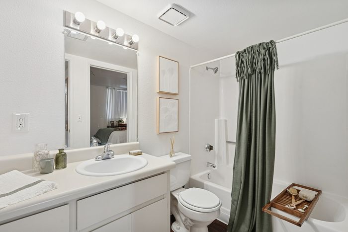 university heights apartments tucson az bathroom