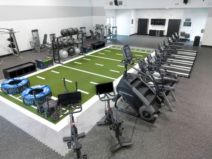 fitness center with peloton bikes stairmaster and treadmills hudson statesboro