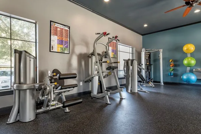 fitness center student apartments lsu