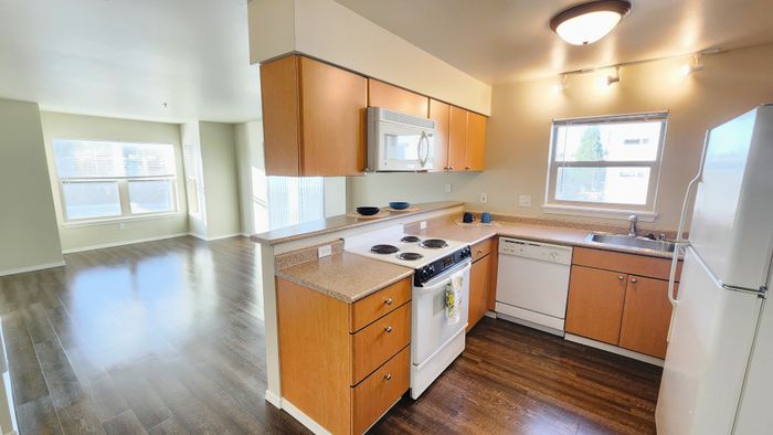 2x2C Floor Plan