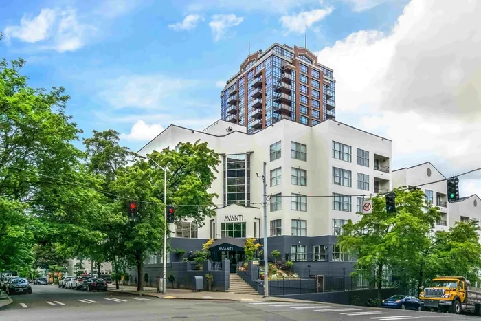 Avanti exterior building in Seattle, WA