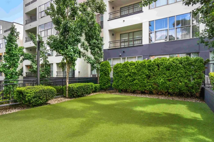 Courtyard and Beautiful Landscaping at Avanti in Seattle, WA