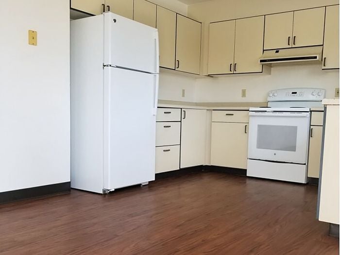 Fully Equipped Kitchen with Appliances in apartments at Clark Terrace, Pullman, WA.