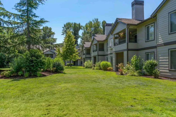 Beautifully Landscaped Exterior at Forest Hills in Eugene, Oregon
