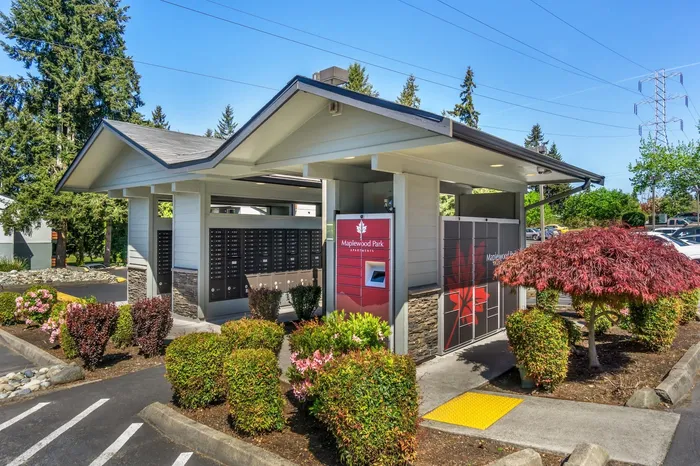 Leasing Office at Maplewood Park in Renton, Washington