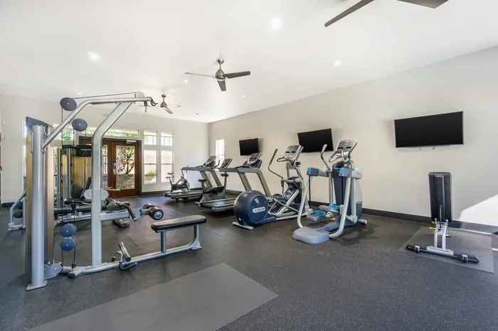Fully Equipped Fitness center at Maplewood Park in Renton, Washington