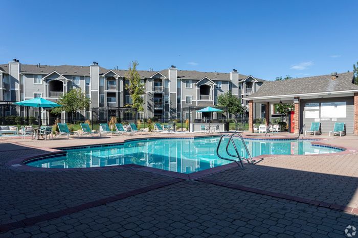 Resort-style pool at Pinnacle Mountain View apartments in Clearfield, UT