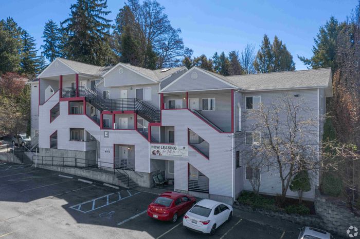 Exterior at Willow Place in Pullman, Washington