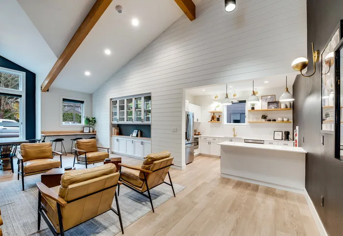 Clubhouse Kitchen and Lounge at The Preserve on Goodpasture in Eugene, Oregon