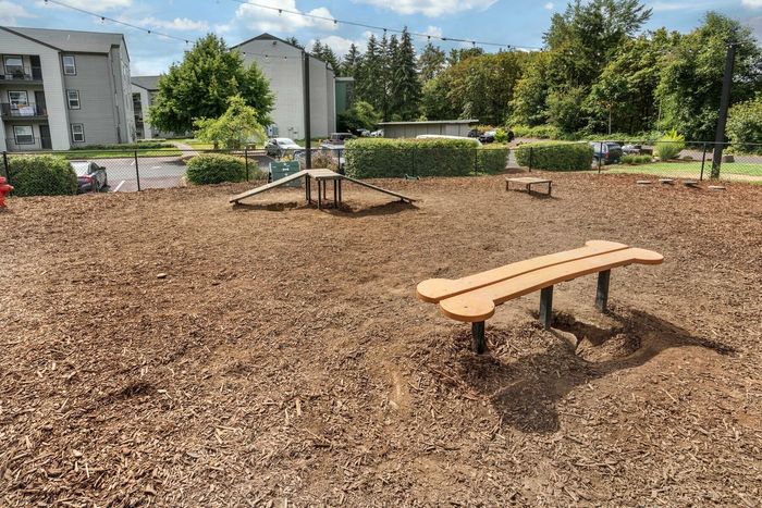 Dog park at Stadium Park Apartment Community in Eugene, Oregon