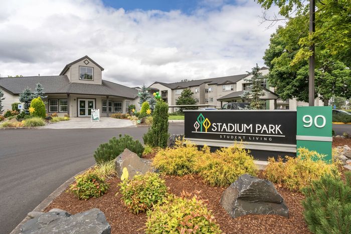 Stadium Park entrance in Eugene, Oregon