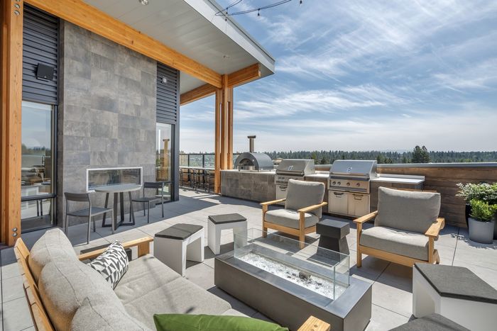 Gas Firepit, Pizza Oven, & BBQs at The Current in Bend, Oregon