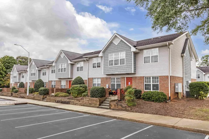 Parking at University Suites in Raleigh, North Carolina