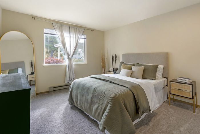 Spacious bedroom at Alderwood Heights in Lynnwood, Washington