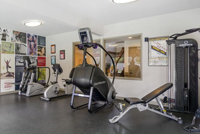 fitness center at Alderwood Heights in Lynnwood, Washington