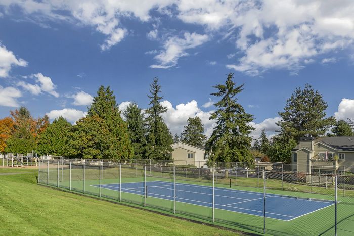 Tennis court at Alderwood Heights in Lynnwood, Washington