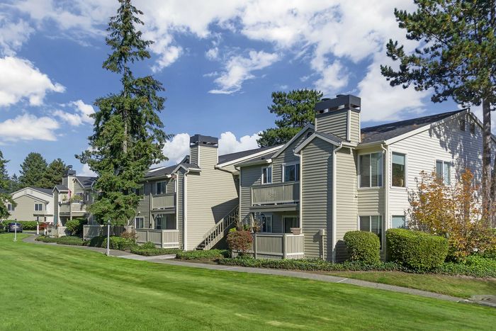 Exterior at Alderwood Heights in Lynnwood, Washington
