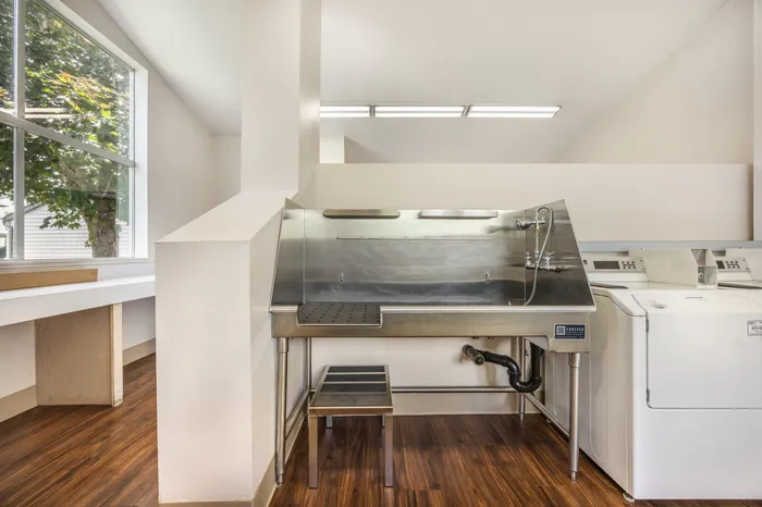Pet-friendly dog wash station for residents at Chase Village apartments in Eugene Oregon
