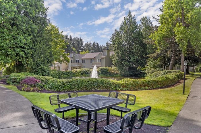 Picnic Are at The Colony at Bear Creek Apartment Community in Redmond, Washington