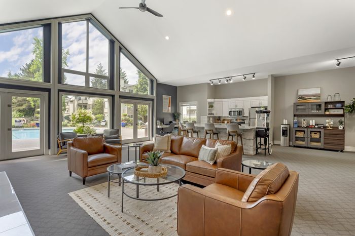 Clubhouse Dining Room at The Colony at Bear Creek Apartment Community in Redmond, Washington