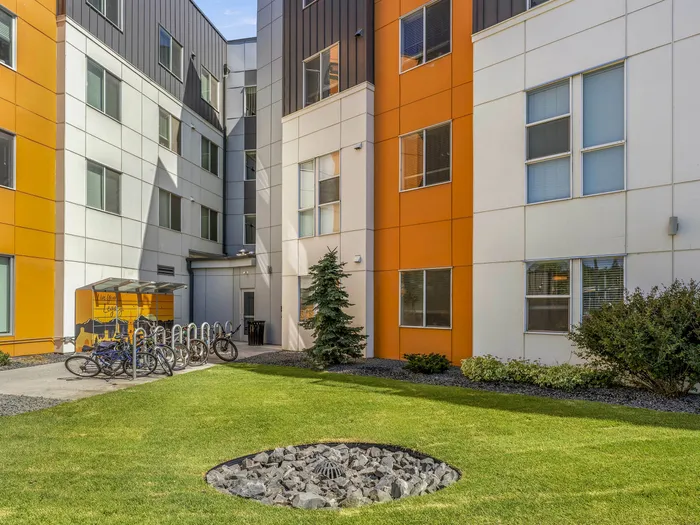 Republic on Main in Moscow, ID apartment exterior courtyard