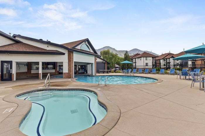 Relaxing hot tub at The Branbury student apartments in Provo, UT near Brigham Young University