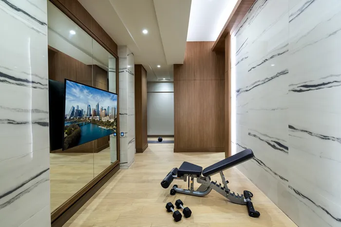 Hanover Brazos Street - Home Gym