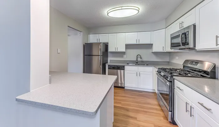 State-of-the-Art Kitchen | Westmont IL Apartment Homes | Twin Lake Towers