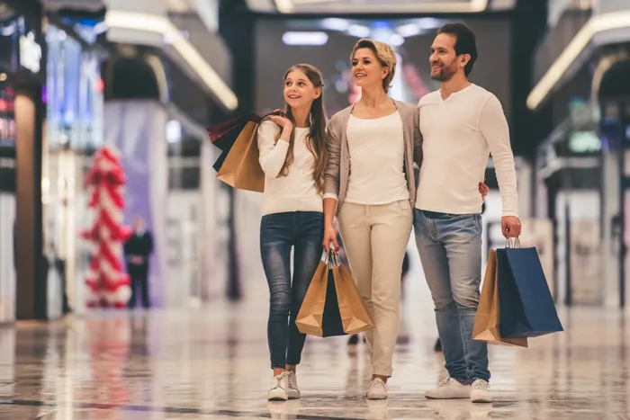 Minutes from Woodfield Mall | Schaumburg IL Apartments