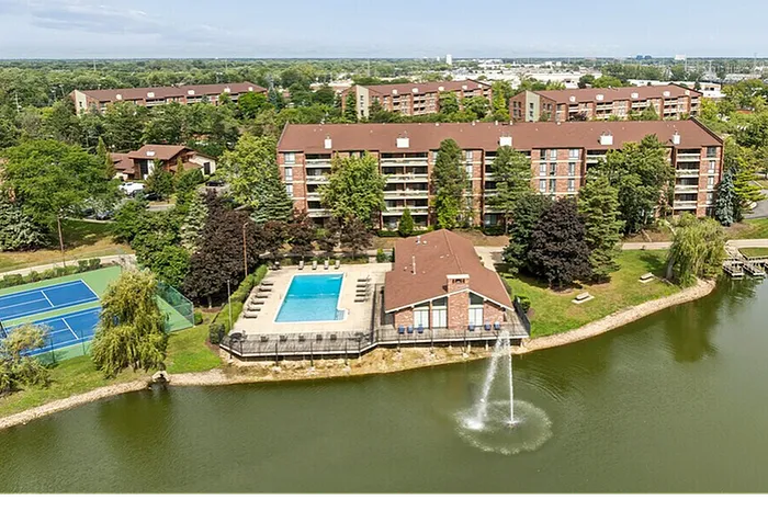 Scenic Lake View | Lake+House Apartments | Apartments In Wheeling IL