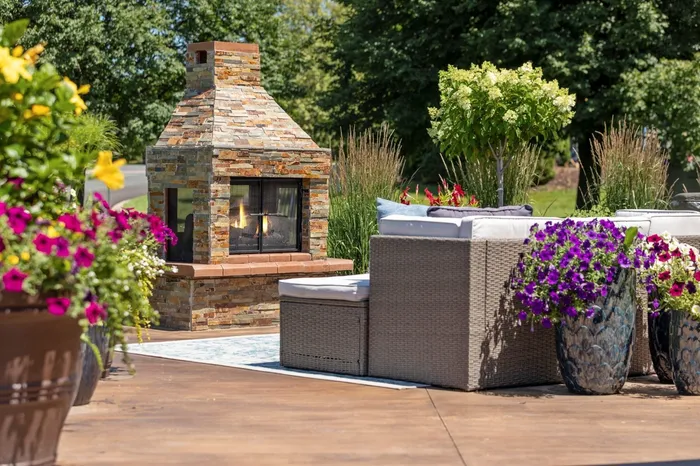 ReNew West Bloomington Outdoor Lounge Fireplace