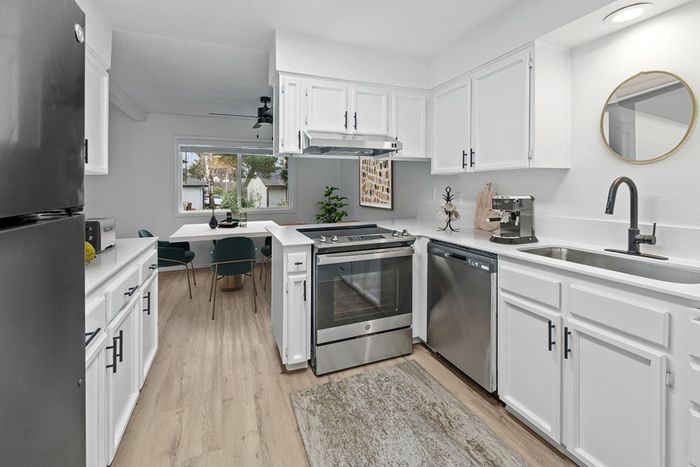 ReNew Rock Creek kitchen