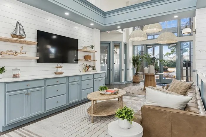 ReNew Marina Shores Clubhouse with Lounge Seating