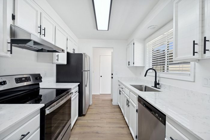 ReNew Rock Creek kitchen