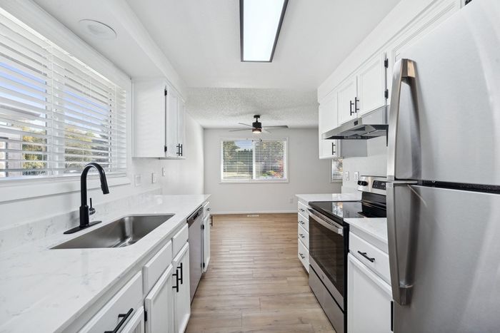ReNew Rock Creek kitchen