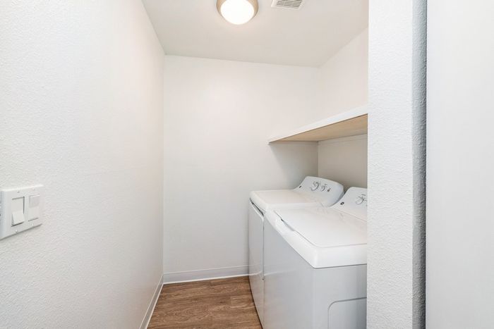 ReNew Rock Creek laundry